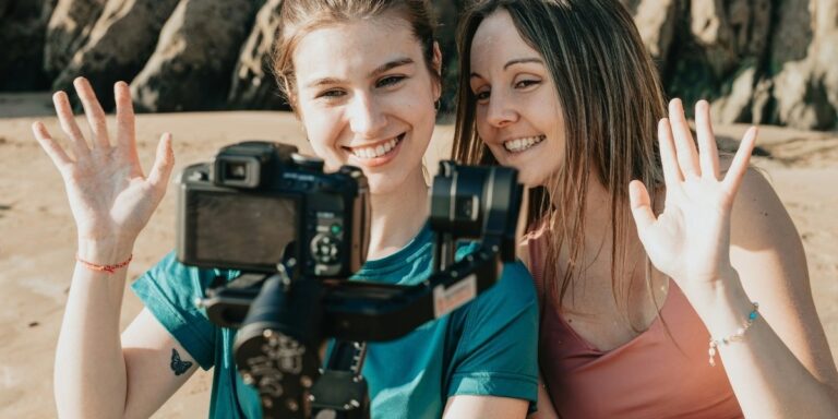 Choosing the Right Vlogging Camera: A Comprehensive Guide to Capturing High-Quality Content