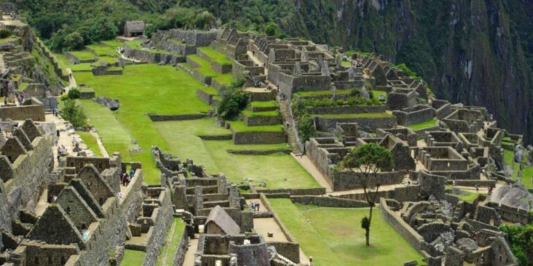Machu Picchu: The Lost City of the Incas and Its Legacy