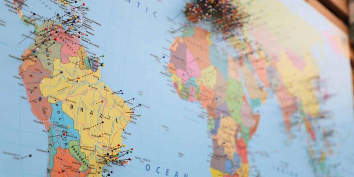 Using World Maps to Elevate Your Travel Blog